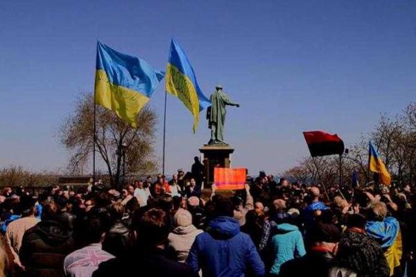 В Одессе активисты объявили бессрочную акцию, протестуя против назначения нового прокурора области В Одессе активисты объявили бессрочную акцию, протестуя против назначения нового прокурора области
