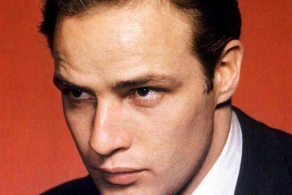 Сегодня американскому актеру Марлону Брандо могло исполниться 80 лет