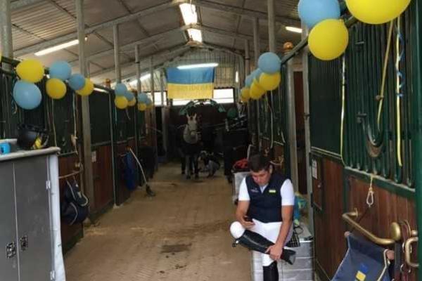 Украинский нардеп Александр Онищенко с размахом отметил свой день рождения в Италии