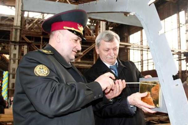 В Киеве, согласно утвержденному госзаказу, приступили к постройке четырех военных катеров В Киеве, согласно утвержденному госзаказу, приступили к постройке четырех военных катеров