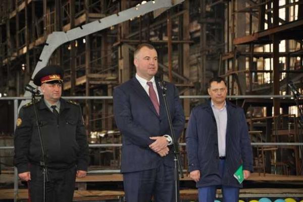 В Киеве, согласно утвержденному госзаказу, приступили к постройке четырех военных катеров В Киеве, согласно утвержденному госзаказу, приступили к постройке четырех военных катеров