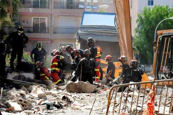 На Канарских островах в курортном городе рухнул жилой дом: разбор завалов продолжается