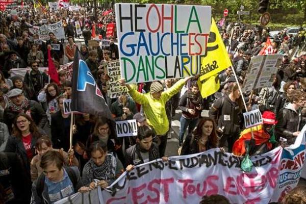 Во Франции проходят массовые протесты против трудовых реформ: в столкновениях пострадали полицейские