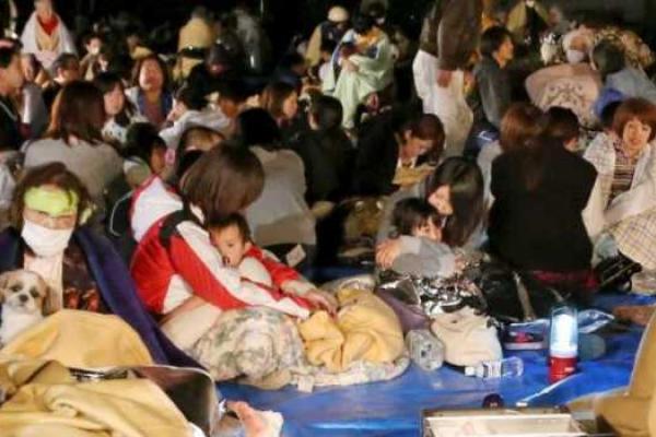 В Японии произошло мощное землетрясение: 9 человек погибли, более 900 пострадали 