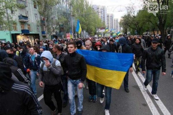 В Донецке два года назад жестко разогнали последний проукраинский митинг: хронология событий В Донецке два года назад жестко разогнали последний проукраинский митинг: хронология событий