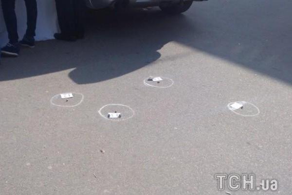 В сети появилось видео с места убийства киевского бизнесмена В сети появилось видео с места убийства киевского бизнесмена