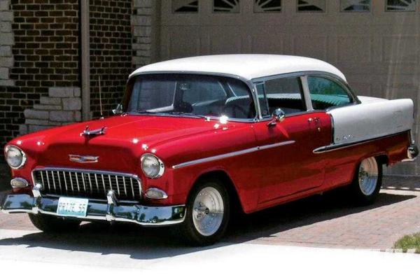 Жена Сергея Шнурова сделала музыканту роскошный подарок - ретро-кар "Chevrolet Bel Air"