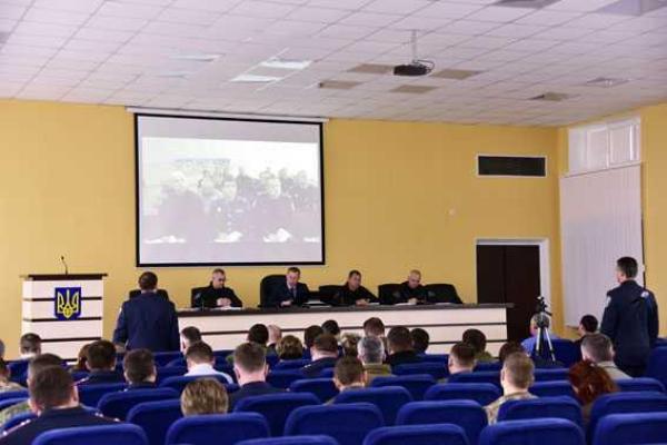 На Донетчине полицию перевели на усиленный режим несения службы