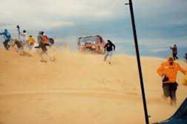 В России на трассе ралли-рейда болельщик попал под колеса грузовика