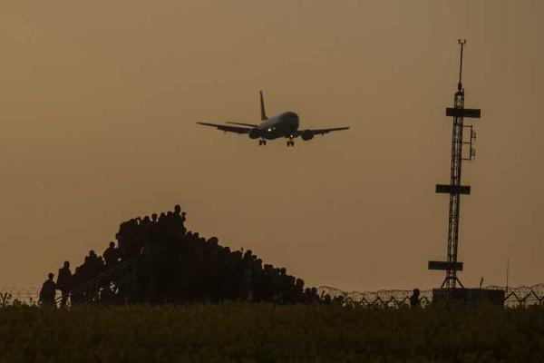 Самолет-гигант Ан-225 "Мрия" впервые с 1988 года приземлился в Австралии