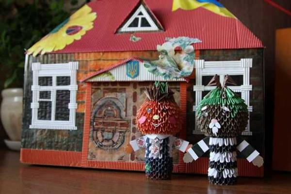 Надежда Савченко в СИЗО мастерит патриотические игрушки-оригами Надежда Савченко в СИЗО мастерит патриотические игрушки-оригами