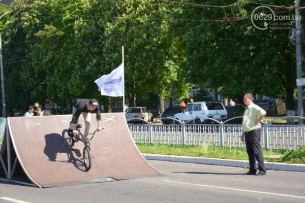 В Мариуполе состоялся масштабный городской фестиваль В Мариуполе состоялся масштабный городской фестиваль