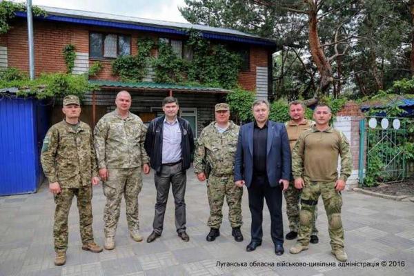 Губернатор Луганской области Юрий Гарбуз побывал с рабочей поездкой в городе Счастье