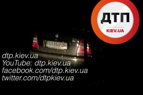 В Киеве "подставился" пьяный водитель "Skoda": обидевшись на таксиста он вызвал полицию В Киеве "подставился" пьяный водитель "Skoda": обидевшись на таксиста он вызвал полицию