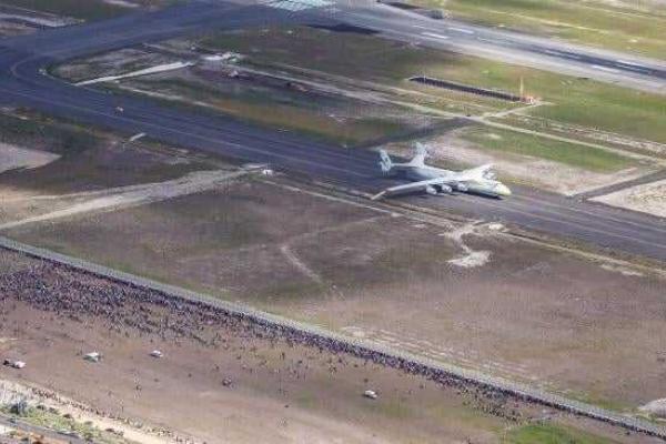 Самолет-гигант Ан-225 "Мрия" впервые с 1988 года приземлился в Австралии