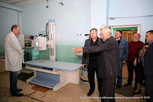 Губернатор Луганской области Юрий Гарбуз побывал с рабочей поездкой в городе Счастье