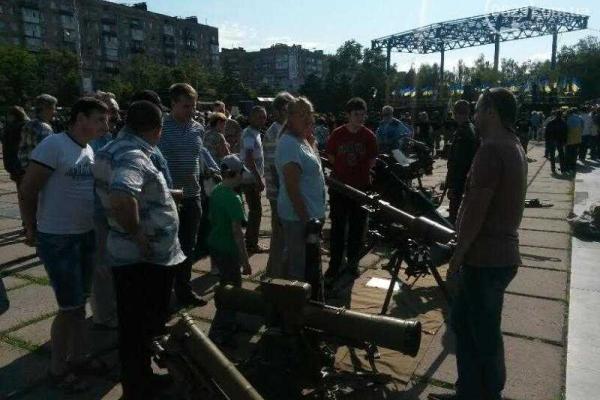 В Мариуполе батальон "Донбасс" празднует свою вторую годовщину