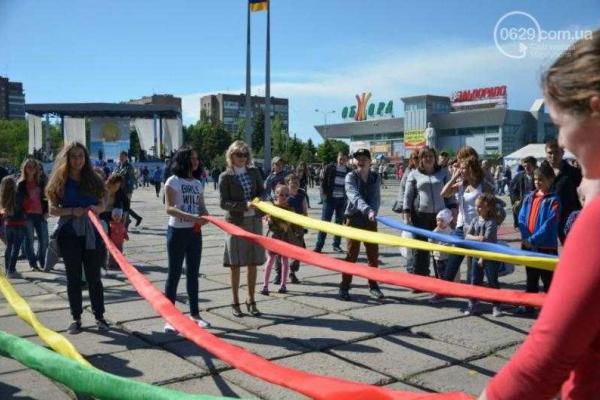 В Мариуполе состоялся масштабный городской фестиваль В Мариуполе состоялся масштабный городской фестиваль