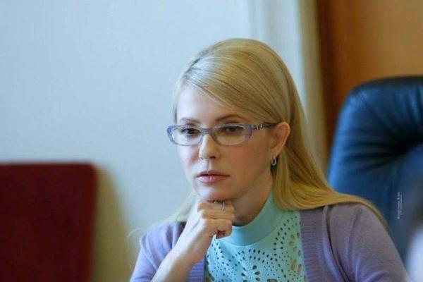 Тимошенко "в латексе" взбудоражила пользователей сети Тимошенко "в латексе" взбудоражила пользователей сети