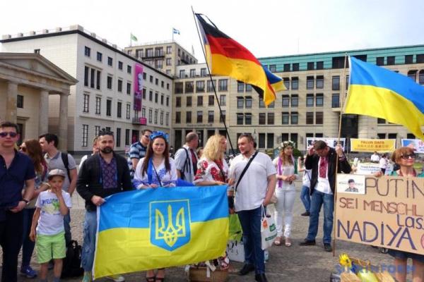 В Берлине провели парад вышиванок