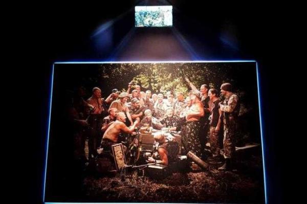 В Киеве в честь воинов АТО и волонтеров открылась необычная выставка В Киеве в честь воинов АТО и волонтеров открылась необычная выставка