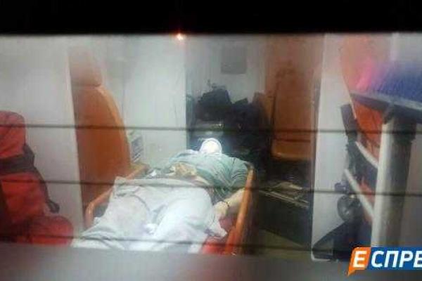 Водитель автомобиля "Subaru" устроил смертельные гонки по ночному Киеву Водитель автомобиля "Subaru" устроил смертельные гонки по ночному Киеву