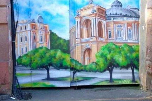 Благодаря стрит-арт художникам, на улицах Одессы появились новые достопримечательности Благодаря стрит-арт художникам, на улицах Одессы появились новые достопримечательности