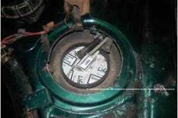 На Закарпатье пограничники задержали венгра, который "заправил" свое авто сигаретами На Закарпатье пограничники задержали венгра, который "заправил" свое авто сигаретами