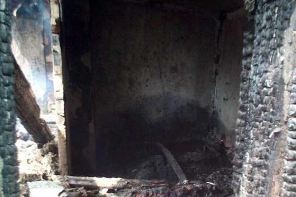 Пожар на Днепропетровщине унес жизни четырех человек Пожар на Днепропетровщине унес жизни четырех человек