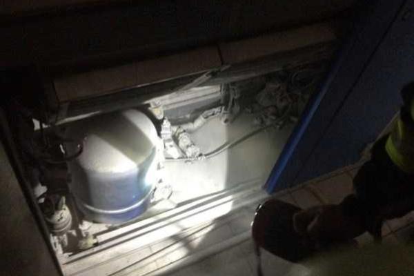 В Киеве спасатели тушили пожар в городской больнице В Киеве спасатели тушили пожар в городской больнице