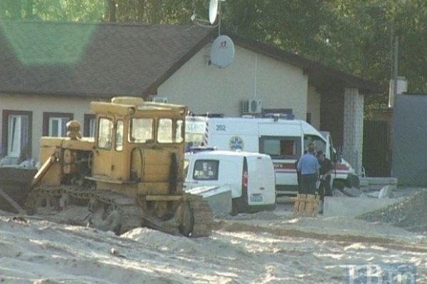 В киевском парке строительная плита насмерть задавила рабочего В киевском парке строительная плита насмерть задавила рабочего
