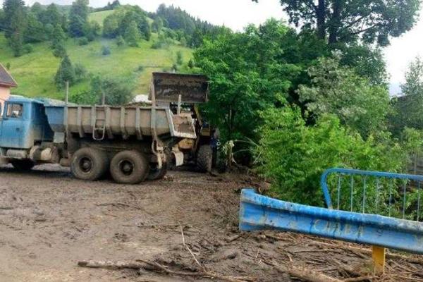 Глава Закарпатья Геннадий Москаль посетил высокогорные села, пострадавшие от стихии