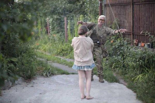 Женщина-медик из зоны АТО: мы идем на войну, чтобы сохранить этот мир, чтобы город мой жил мирной жизнью Женщина-медик из зоны АТО: мы идем на войну, чтобы сохранить этот мир, чтобы город мой жил мирной жизнью