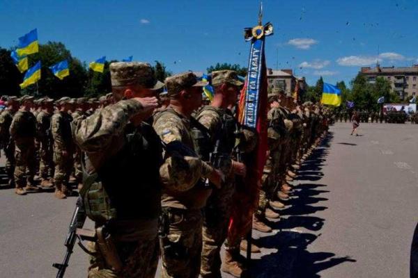 В Славянске и Краматорске прошли торжества по случаю 2-й годовщины освобождения В Славянске и Краматорске прошли торжества по случаю 2-й годовщины освобождения