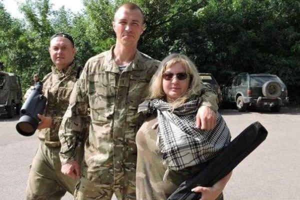 В зоне АТО в результате подрыва на растяжке погибли два бойца ВСУ В зоне АТО в результате подрыва на растяжке погибли два бойца ВСУ