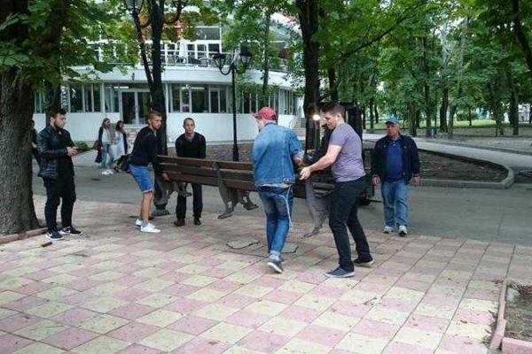 В Харькове появилась PokemonGo-площадка для любителей поохотиться на покемонов В Харькове появилась PokemonGo-площадка для любителей поохотиться на покемонов