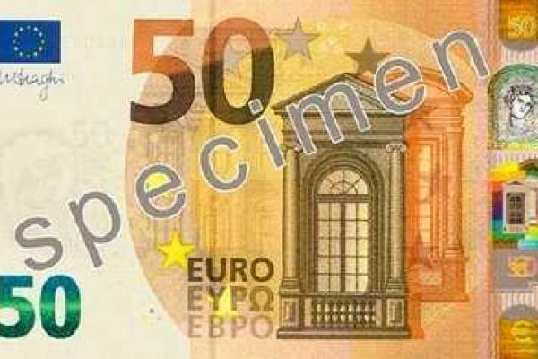 Европейский центральный банк показал ультразащищенную банкноту в 50 евро Европейский центральный банк показал ультразащищенную банкноту в 50 евро