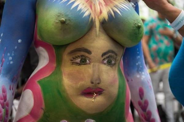В Нью-Йорке состоялся фестиваль боди-арта В Нью-Йорке состоялся фестиваль боди-арта