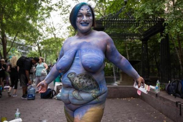 В Нью-Йорке состоялся фестиваль боди-арта В Нью-Йорке состоялся фестиваль боди-арта