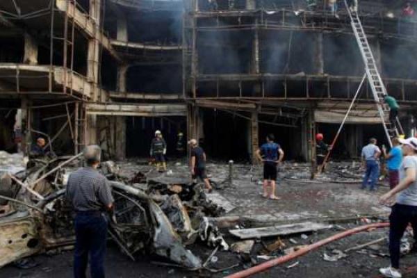 В Багдаде на воздух взлетело авто со взрывчаткой: много жертв и пострадавших В Багдаде на воздух взлетело авто со взрывчаткой: много жертв и пострадавших