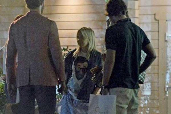 Беременная певица Пелагея показала округлившийся животик