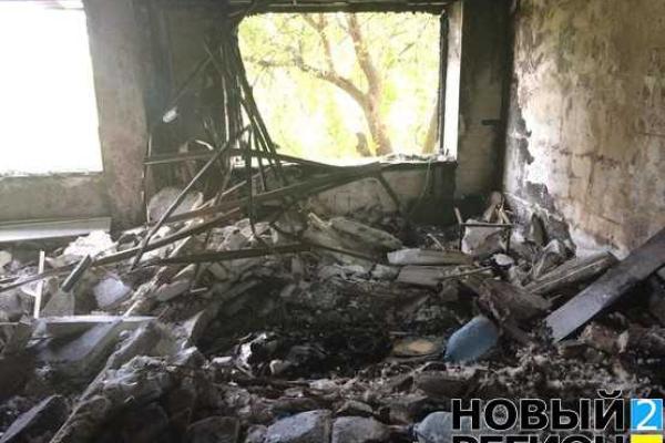 Прифронтовая Красногоровка: уже третий год тут все "стабильно" - обстрелы, разрушения, бои Прифронтовая Красногоровка: уже третий год тут все "стабильно" - обстрелы, разрушения, бои