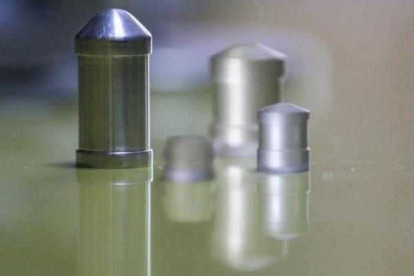 Российские ученые проводят испытания электромагнитной пушки - рельсотрона Российские ученые проводят испытания электромагнитной пушки - рельсотрона