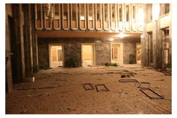 В сеть попали снимки разбомбленного парламента Турции В сеть попали снимки разбомбленного парламента Турции