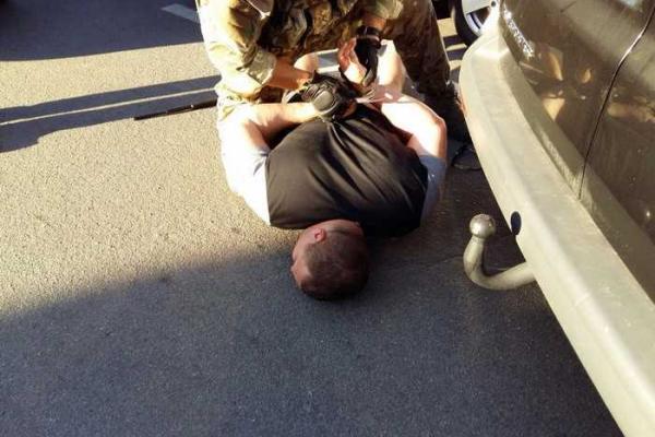 В Виннице провели спецоперацию по задержанию ОПГ "коллекторов" В Виннице провели спецоперацию по задержанию ОПГ "коллекторов"