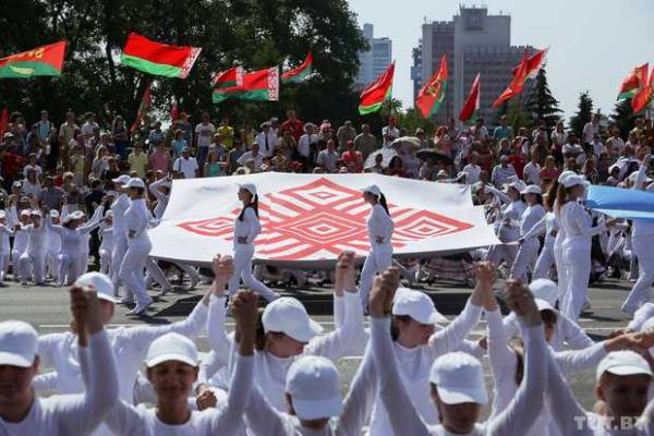 В столице Беларуси состоялся военный парад В столице Беларуси состоялся военный парад