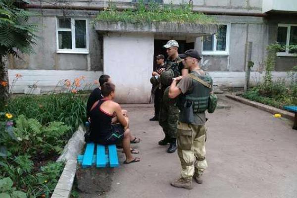 В Торецке продолжается спецоперация по отработке города: изъято оружие, задержана ОПГ В Торецке продолжается спецоперация по отработке города: изъято оружие, задержана ОПГ