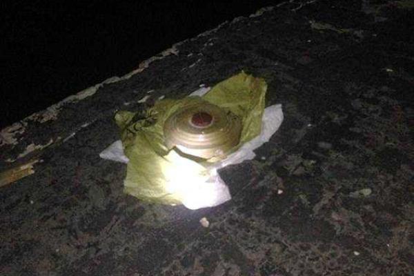 На территории киевской школы обнаружили боевую противотанковую мину На территории киевской школы обнаружили боевую противотанковую мину