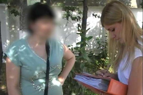 В Киеве горе-мать пыталась продать новорожденную дочь