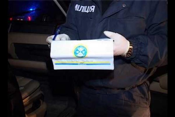 В Киеве за совершение разбойного нападения задержана преступная группа В Киеве за совершение разбойного нападения задержана преступная группа